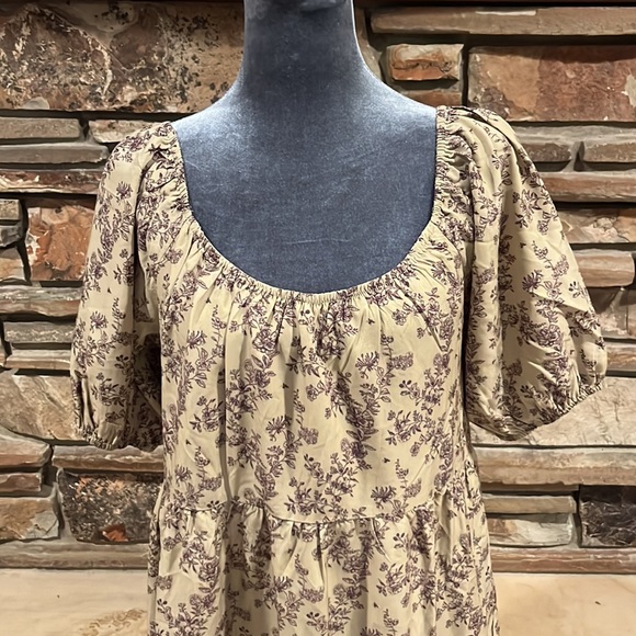 Wishlist Puff Sleeve Tiered Midi Dress Taupe and Purple Floral - Picture 2 of 8